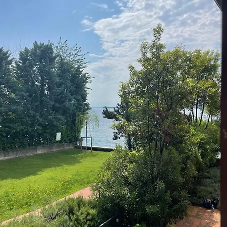 Apartment Lakeside