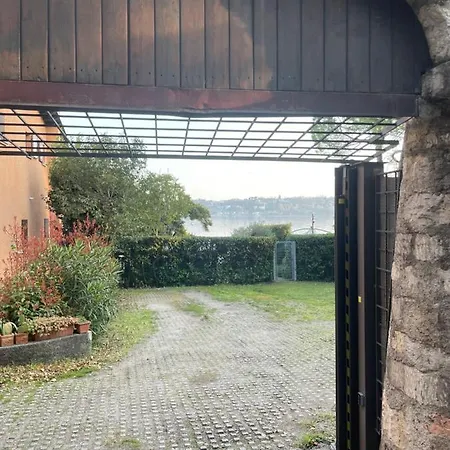 Lakefront Salò